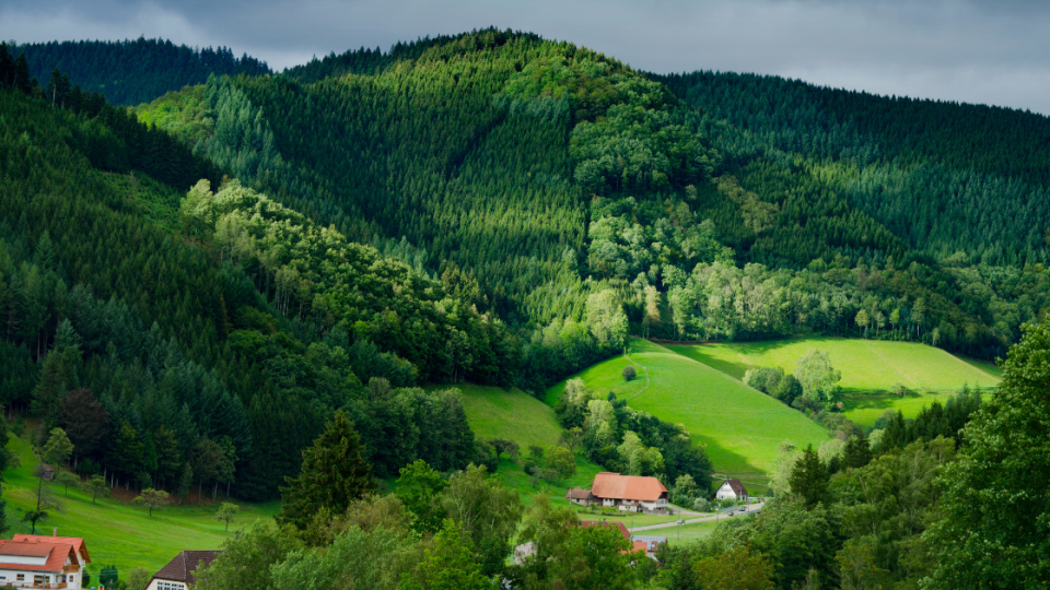best places to hike in may