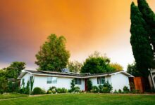 What Should I Include in a Lease as a Property Owner?